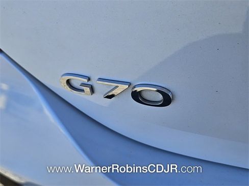 Used 2023 Genesis G70 2.0T image 11