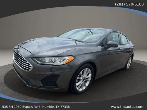 Used 2020 Ford Fusion SE FWD image 2