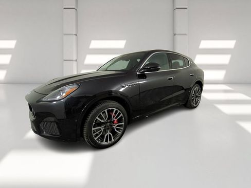 New 2025 Maserati Grecale GT AWD/4WD image 8