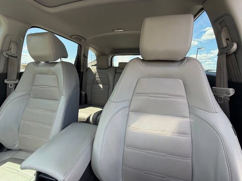Used 2017 Honda CR-V EX-L image 11