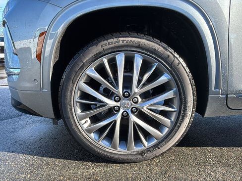 New 2026 Buick Enclave Avenir w/ Super Cruise Package image 9