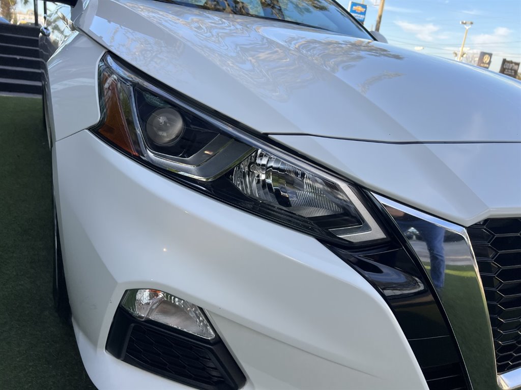 Used 2020 Nissan Altima 2.5 S FWD image 9