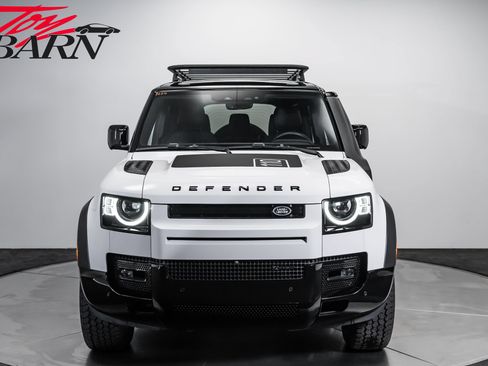 Used 2023 Land Rover Defender 110 X-Dynamic SE AWD/4WD image 8