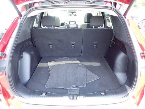 Used 2022 Ford Escape SE w/ SE Sport Appearance Package AWD/4WD image 7