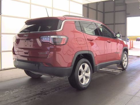 Used 2018 Jeep Compass Latitude w/ Popular Equipment Group FWD image 6