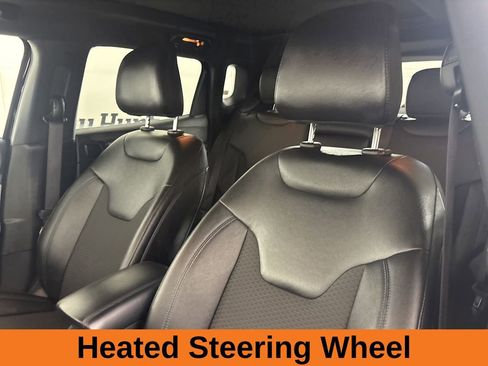 Used 2025 Jeep Compass Latitude w/ Sun & Sound Group image 11