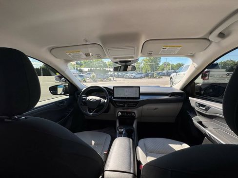 Certified 2023 Ford Escape Active w/ Tech Pack #1 AWD/4WD image 17