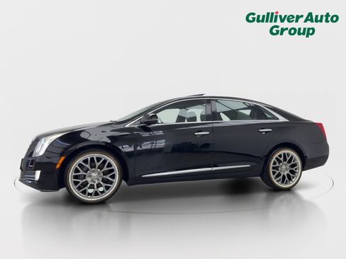 Used 2013 Cadillac XTS Premium FWD image 2