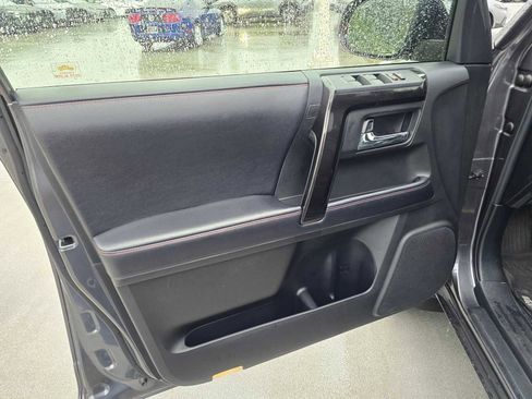 Certified 2018 Toyota 4Runner TRD Off-Road Premium image 22