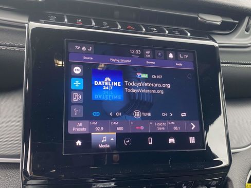 New 2025 Jeep Grand Cherokee Altitude image 8