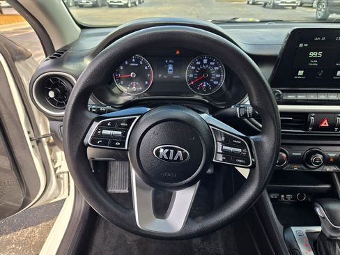 Used 2021 Kia Forte Sedan FWD image 31