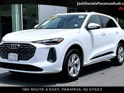 Used 2025 Audi Q5 Premium w/ Convenience Package