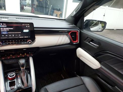 Used 2023 GMC Canyon AT4X image 14