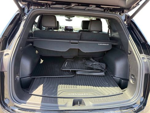 Used 2024 Chevrolet Blazer Premier w/ Driver Confidence II Package FWD image 17