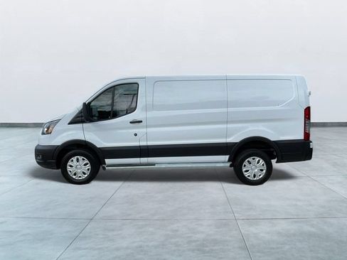 Certified 2025 Ford Transit 250 Low Roof w/ Exterior Upgrade Package RWD image 4