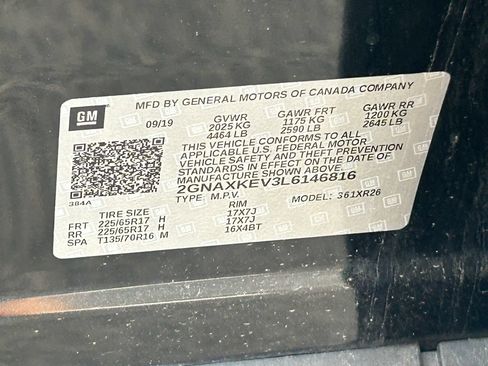 Used 2020 Chevrolet Equinox LT FWD image 36