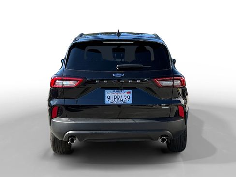Certified 2025 Ford Escape ST-Line w/ Equipment Group 301A image 4