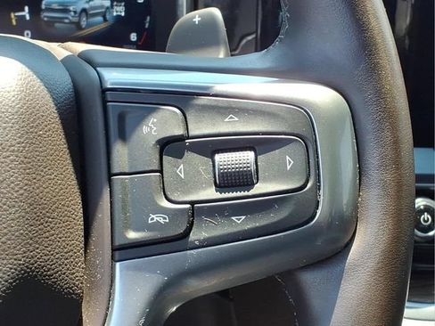 Used 2024 Chevrolet Silverado 1500 LT AWD/4WD image 15