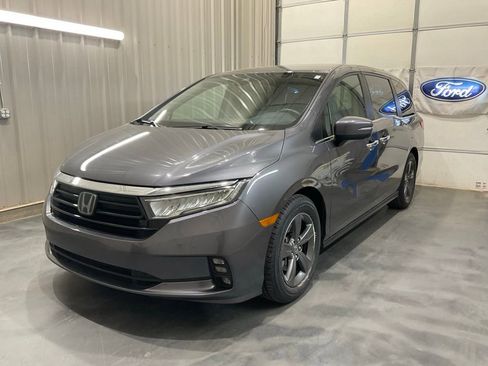 Used 2022 Honda Odyssey EX image 3
