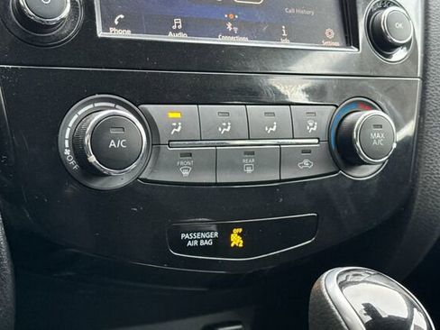 Used 2020 Nissan Rogue Sport S w/ Appearance Package image 17