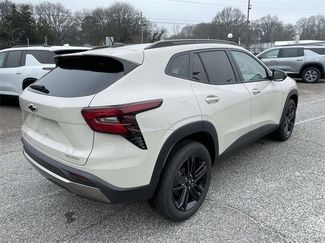 New 2026 Chevrolet Trax ACTIV w/ Sunroof Package video 3