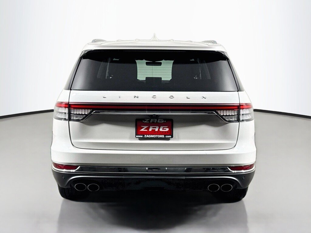 Used 2020 Lincoln Aviator Reserve w/ Equipment Group 201A AWD/4WD image 4