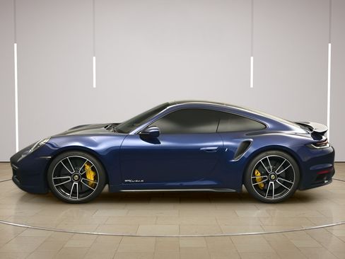 Certified 2024 Porsche 911 Turbo AWD/4WD image 2