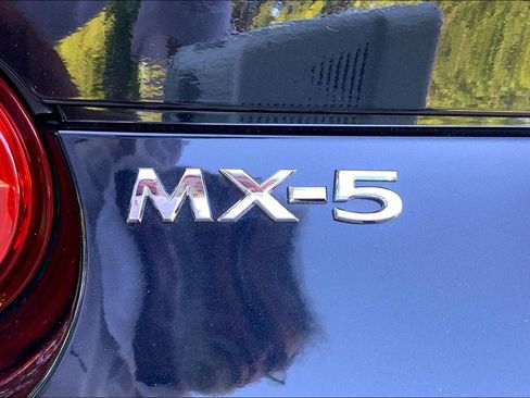 Used 2024 MAZDA MX-5 Miata Grand Touring image 6