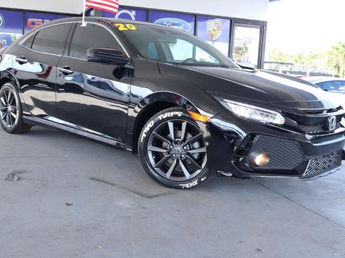 Used 2020 Honda Civic EX image 3