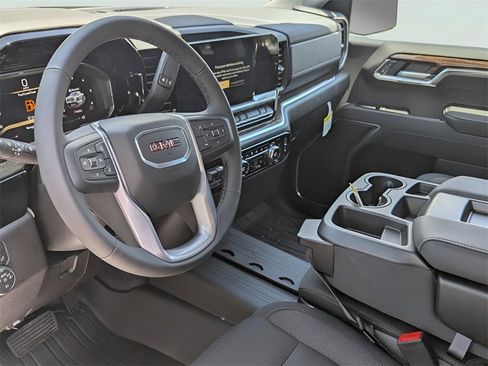 New 2026 GMC Sierra 1500 Elevation image 5