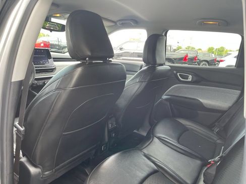Used 2022 Jeep Compass Latitude AWD/4WD image 18