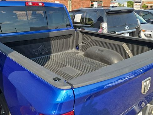 Used 2019 RAM 1500 Big Horn AWD/4WD image 25