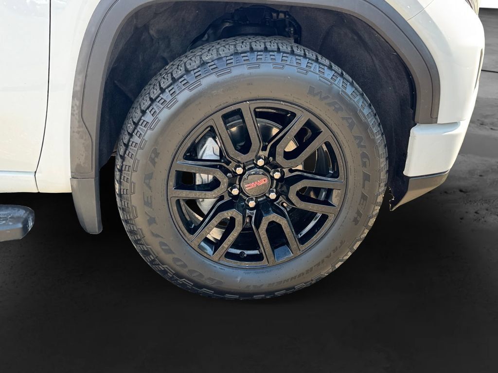 Used 2024 GMC Sierra 1500 Elevation w/ Elevation Premium Package AWD/4WD image 11