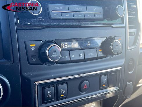 Used 2023 Nissan Titan SV w/ SV Utility Package image 19