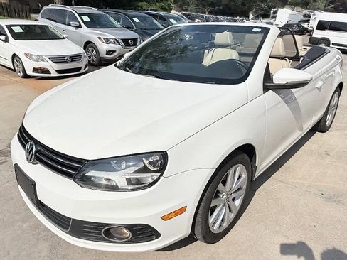 Used 2012 Volkswagen Eos Komfort FWD image 9