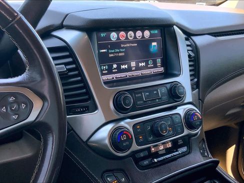 Used 2018 Chevrolet Tahoe Premier AWD/4WD image 7
