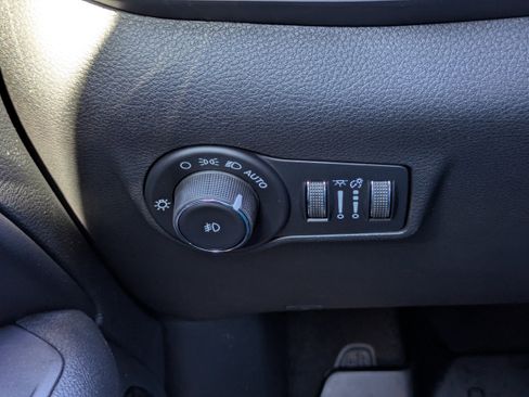 New 2026 Jeep Compass Latitude image 25