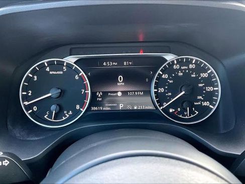 Certified 2024 Nissan Rogue SV image 25