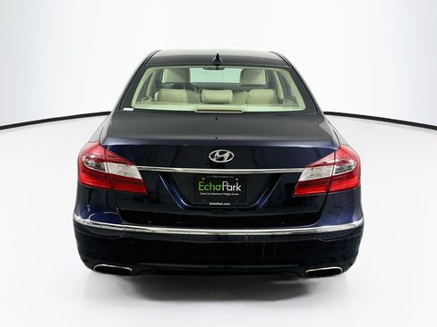 Used 2013 Hyundai Genesis 3.8 RWD image 7