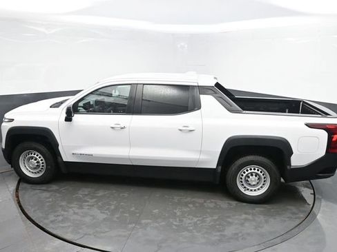 Used 2024 Chevrolet Silverado EV W/T image 24