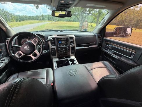 Used 2015 RAM 2500 Laramie AWD/4WD image 13