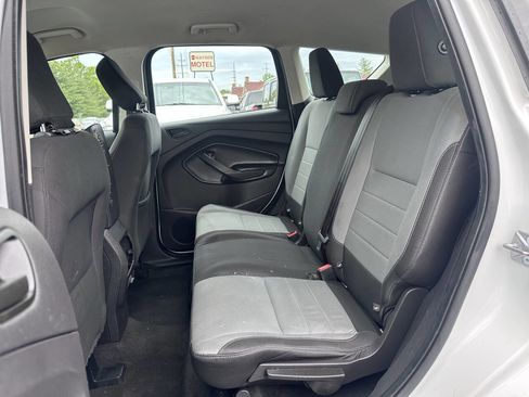 Used 2019 Ford Escape S image 16