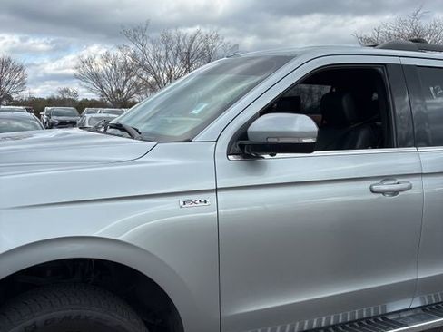 Used 2020 Ford Expedition XLT w/ Equipment Group 202A image 2