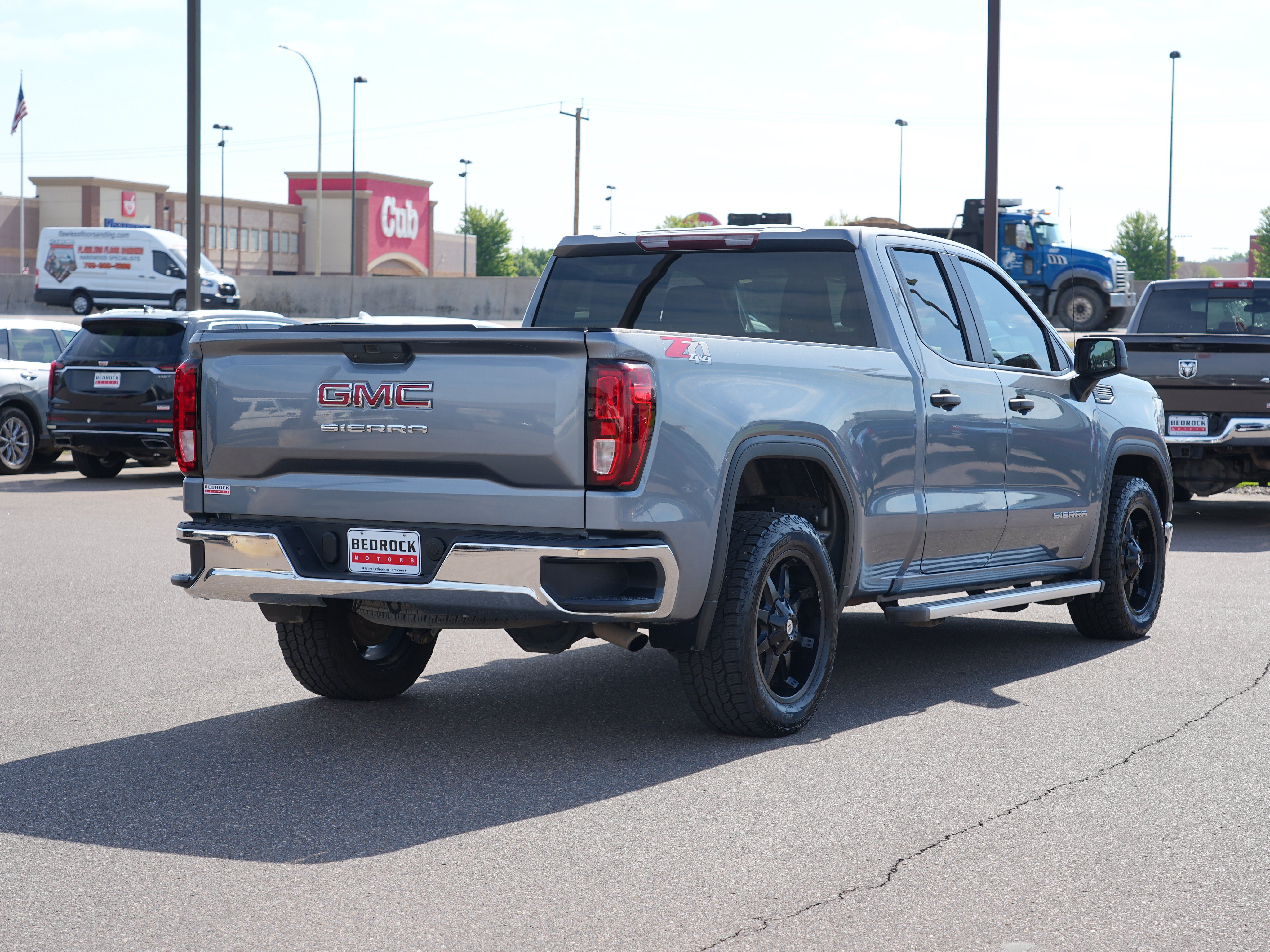 Used 2019 GMC Sierra 1500 2WD Double Cab w/ Convenience Package image 3