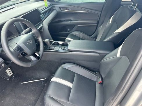 Used 2026 Toyota Camry SE w/ Convenience Package FWD image 24
