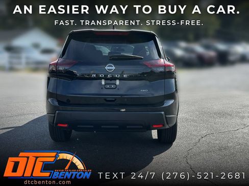 Used 2026 Nissan Rogue SV AWD/4WD image 6