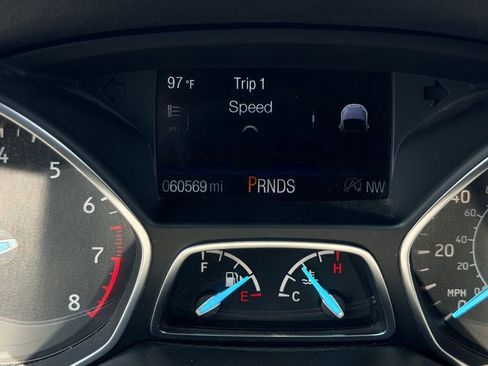 Used 2019 Ford Escape Titanium AWD/4WD image 33