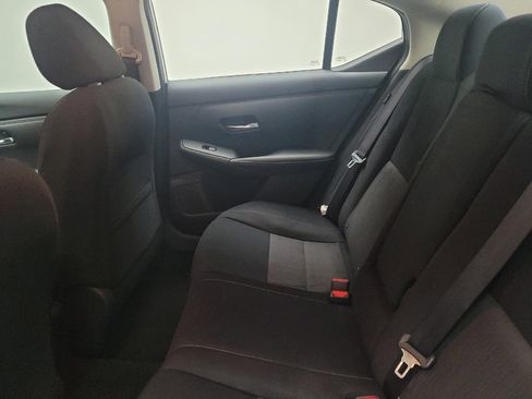 Used 2021 Nissan Sentra SV FWD image 18