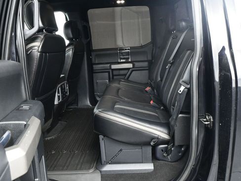 Used 2021 Ford F450 Platinum image 13