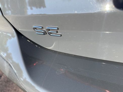 Used 2023 Volkswagen Taos SE image 13